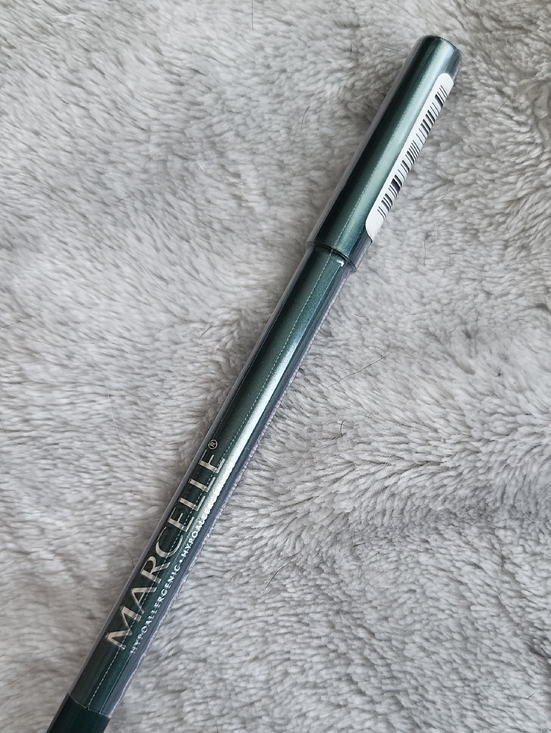 Makeup Marcelle Other - NWT Marcelle Green Eyeliners - 24H Hold Velvet Waterproof Hypoallergenic